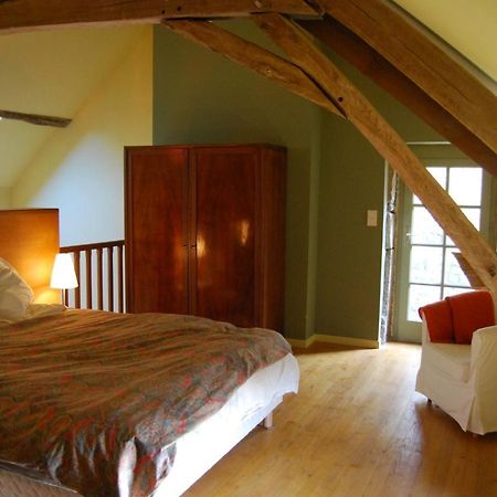 La Tour Bed and Breakfast Marcilly-la-Gueurce Eksteriør billede