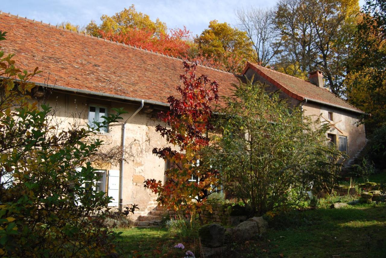 La Tour Bed and Breakfast Marcilly-la-Gueurce Eksteriør billede